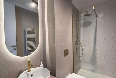 Apartament cu 2 camere decomandat în Central - 2