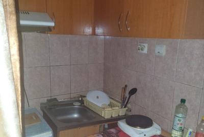 VANZARE CAMERA DE Camin Podu Ros Casa Sindicate - 3