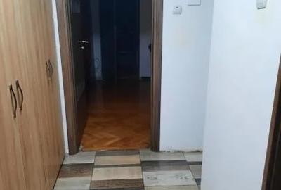 Apartament cu 3 camere decomandat, mobilat în Brâncoveanu - 9