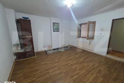 Casă cu 4 camere cu Teren 1710 Mp în Mogoșani - 12