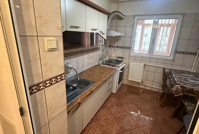 Metrou Aparatorii Patriei, De inchiriat 3 camere 72 mp, 2 bai - 15