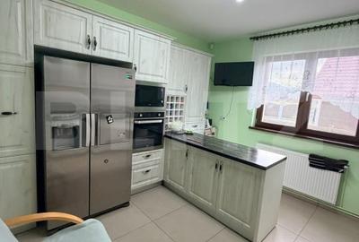 Vila / Pensiune de vanzare in Tohanu Nou – la doar 4 km de Castelul Bran - 10