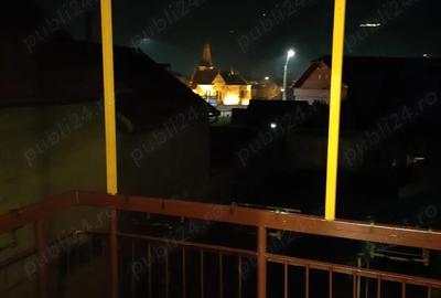 Apartament cu 3 camere decomandat în Central - 9