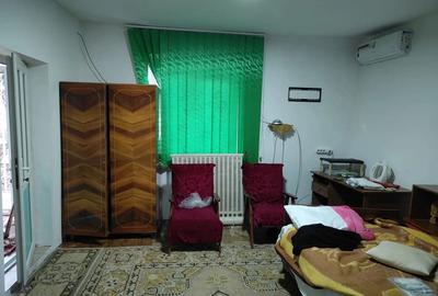 Casă cu 4 camere cu Teren 580 Mp în Ivești - 6