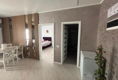 Apartament cu 3 camere decomandat, mobilat în Central