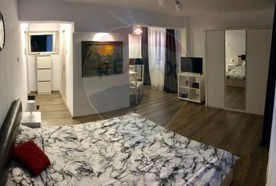 Garsonieră decomandată, mobilată în Central - 1