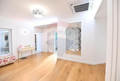 Casă cu 14 camere cu Teren 360 Mp în Central - 8