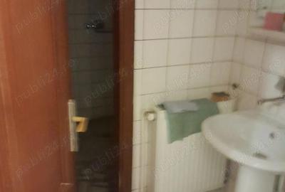 Spațiu comercial, de 220 mp, în Centrul Civic - 2