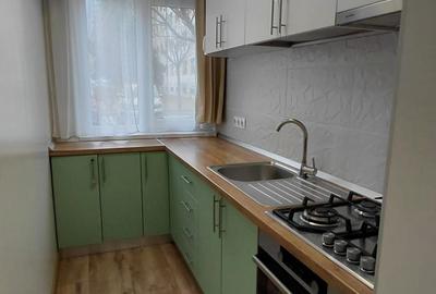 Apartament cu 3 camere decomandat în Central - 2