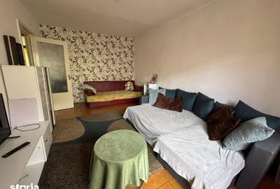Apartament cu 3 camere decomandat în Valea Aurie - 2