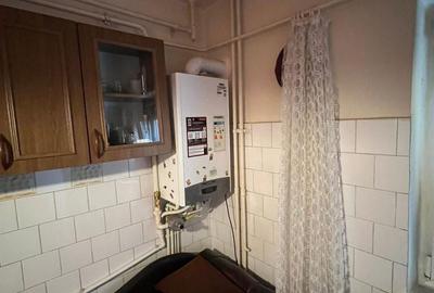 Apartament cu 3 camere decomandat în Valea Rosie - 8