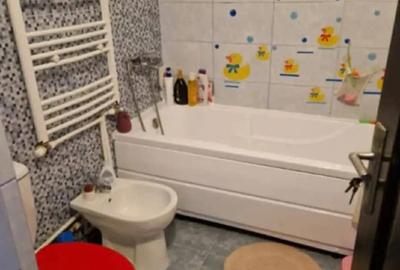 Apartament cu 3 camere decomandat în Central - 8
