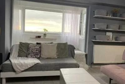 Apartament cu 1 camera, decomandat, zona Nicolina - 1