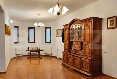 Casă cu Teren 1178 Mp în Central - 10