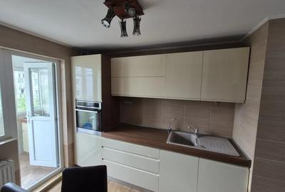 Apartament cu 3 camere decomandat, mobilat în Rahova - 2