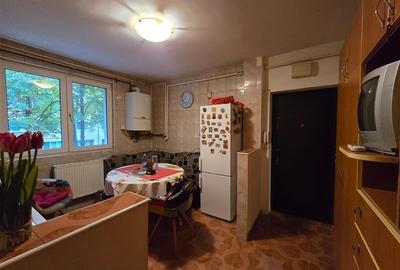 3 CAM ET1/3 MOB/UTI CENTRALA PROPRIE SECT1 BUCURESTII NOI PAJURA  METROU JIULUI - 17