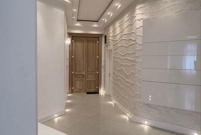 Apartament cu 3 camere decomandat în Exterior Vest - 1