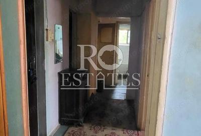 Apartament 3 camere vanzare zona Progresul vedere spatiu verde - 5