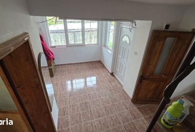 Casă cu 5 camere cu Teren 920 Mp în Central - 10