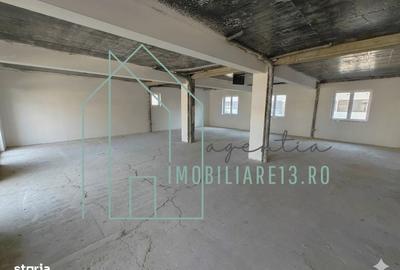 Spațiu comercial, de 120 mp, în Central