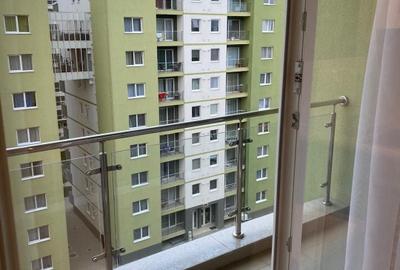Apartament cu 2 camere semidecomandat în Tractorul - 10