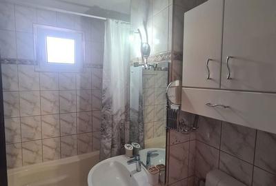 Apartament cu 2 camere decomandat în Florilor - 6