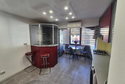 Apartament cu 2 camere decomandat în Micro IV - 11