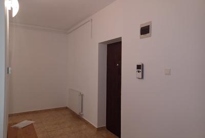 Studio de vanzare Tractorul - 3