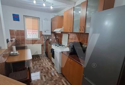 Apartament cu 3 camere semidecomandat, mobilat în Terezian - 2