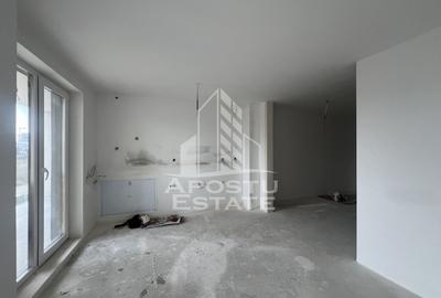 Apartament cu 2 camere semidecomandat în Torontalului