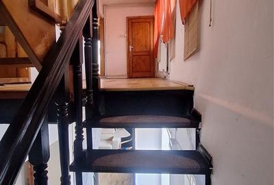 Casă cu 4 camere în Rucăr - 8