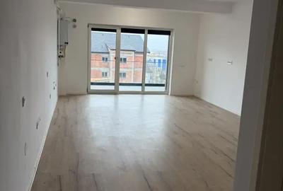 Garsonieră nedecomandată în Central - 1