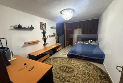 Apartament cu 3 camere decomandat, mobilat în Micro 11 - 1