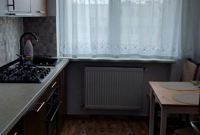 Apartament cu 3 camere semidecomandat în Central - 4