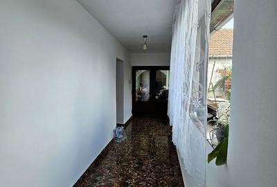Casă cu 5 camere cu Teren 1566 Mp în Vladimirescu - 2