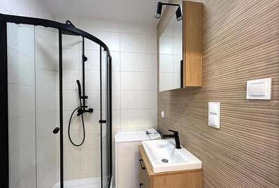 Garsonieră decomandată în Complex Studențesc