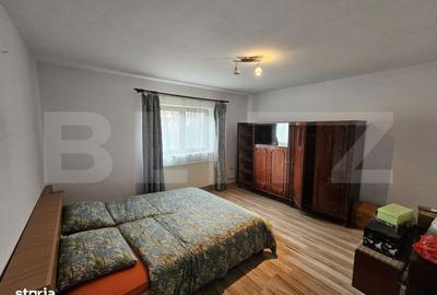 Casă cu 4 camere decomandat în Gura Roșiei - 2