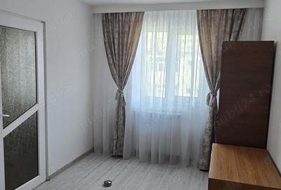 Apartament cu 2 camere semidecomandat în Casa de Cultură - 2