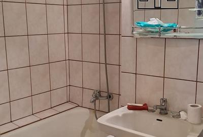 Apartament cu 3 camerere, decomandat - 15