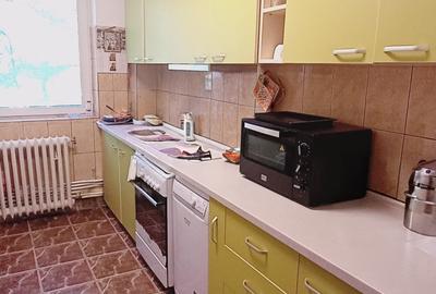 Apartament cu 4 camere semidecomandat în City Park Mall - 2