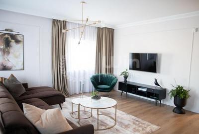 Casă individuală cu 10 camere semidecomandat cu Canalizare în Andrei Mureșanu - 4