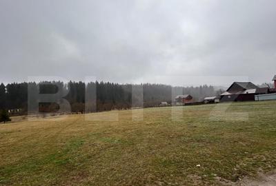 Teren de 4150 mp, în Central