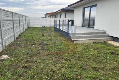 Vila individuala de vanzare 4 camere Crevedia - Samurcasi - 12