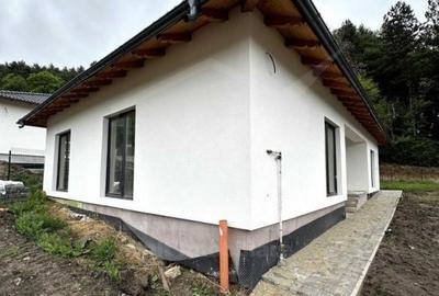 Casa pe un singur nivel, in sat Popesti, 100mp utili - 1
