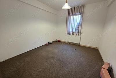 Spațiu comercial, de 100 mp, în Mehala - 5