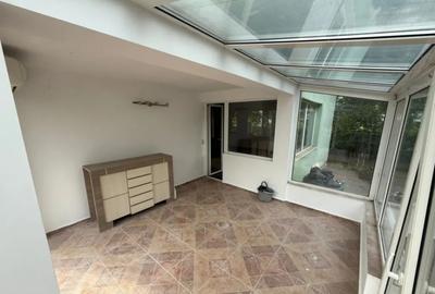 Apartament cu 3 camere decomandat în Central - 4