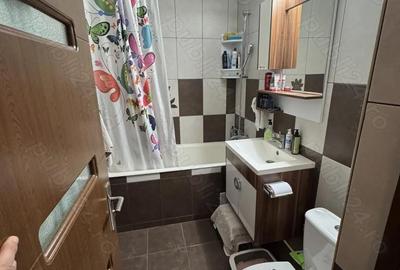 Apartament cu 2 camere decomandat în Dorobanți 2 - 4