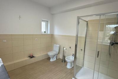 Casă cu 5 camere cu Teren 710 Mp în Central - 19