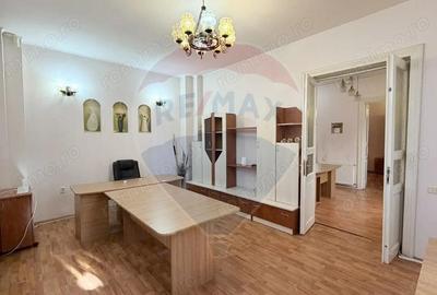 Casa interbelica de vanzare in Galati, zona Centrala - 13