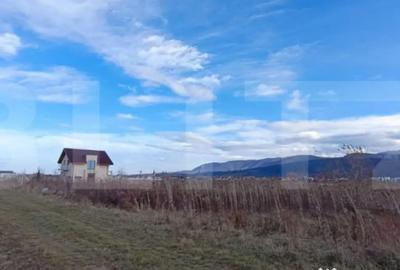 Teren de 1205 mp, în Zărnești - 1